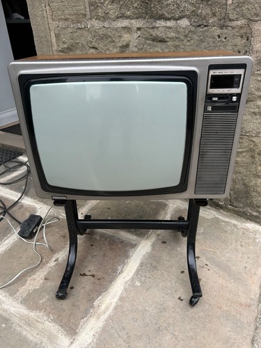 Vintage panasonic crt - panasonic,